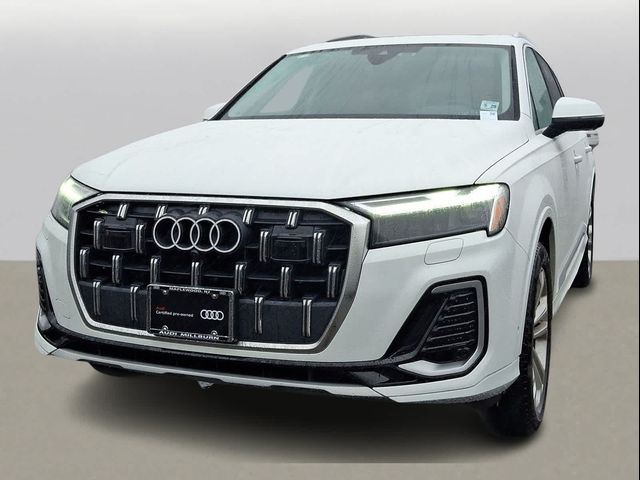 2025 Audi Q7 Premium Plus