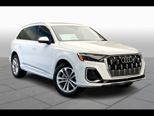 2025 Audi Q7 Premium Plus