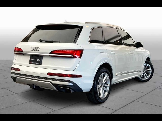 2025 Audi Q7 Premium Plus