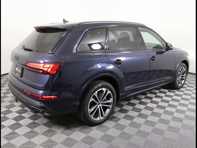 2025 Audi Q7 Premium Plus