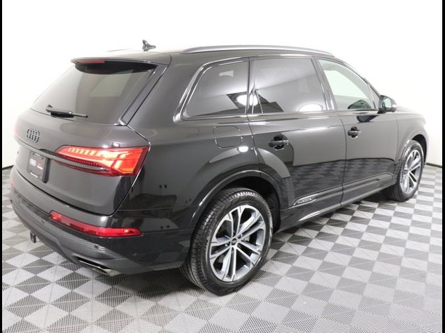 2025 Audi Q7 Premium Plus