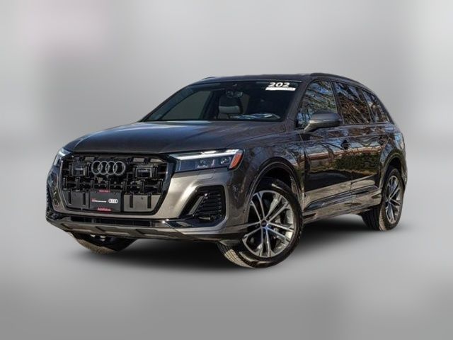 2025 Audi Q7 Premium Plus