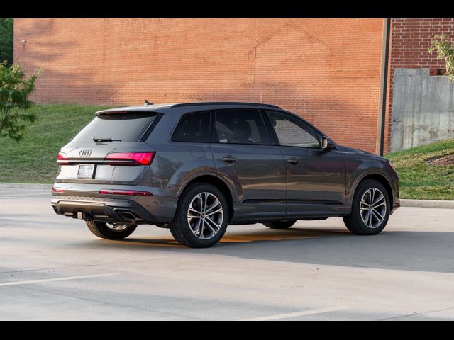 2025 Audi Q7 Premium Plus