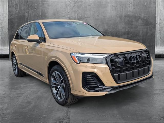 2025 Audi Q7 Premium Plus