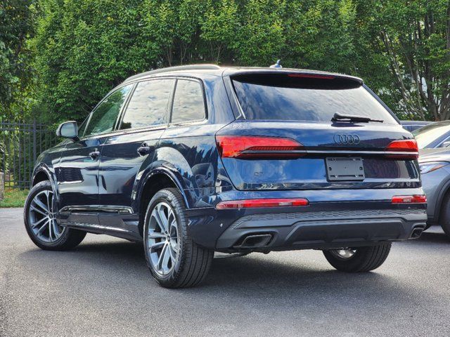 2025 Audi Q7 Premium Plus