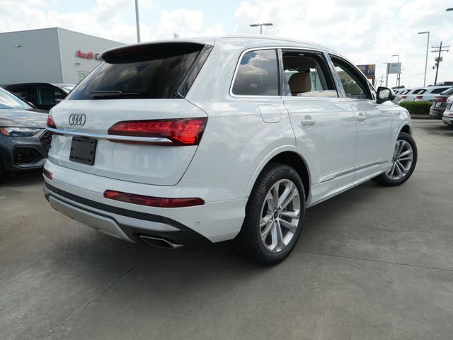 2025 Audi Q7 Premium Plus