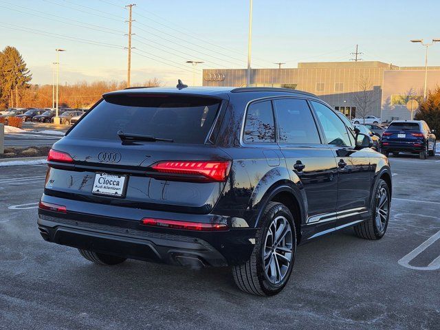 2025 Audi Q7 Premium Plus