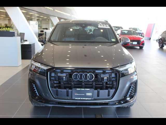 2025 Audi Q7 Premium Plus