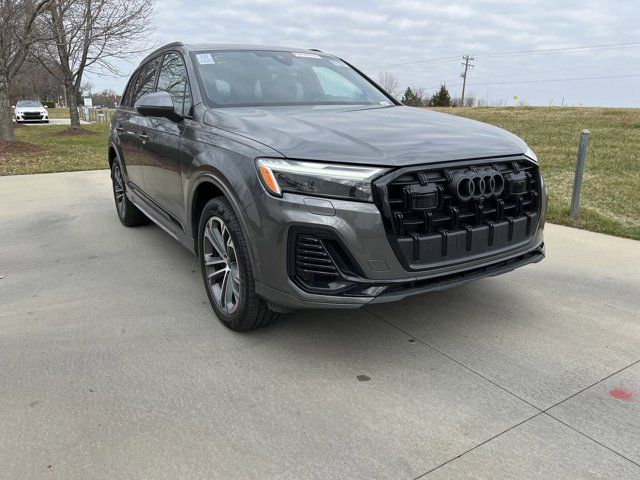 2025 Audi Q7 Premium Plus