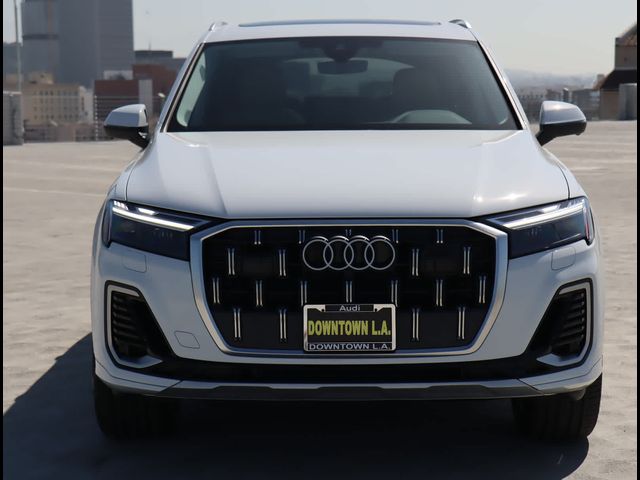 2025 Audi Q7 Premium Plus