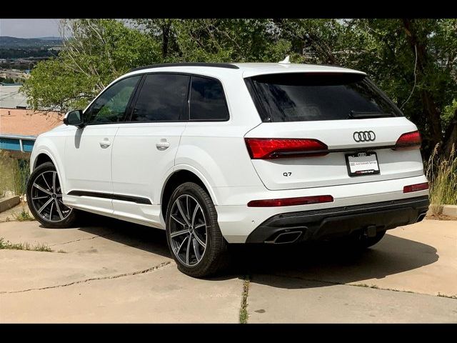 2025 Audi Q7 Premium Plus