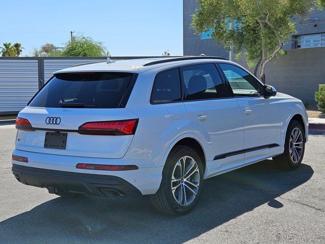 2025 Audi Q7 Premium Plus