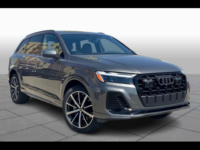 2025 Audi Q7 Premium Plus