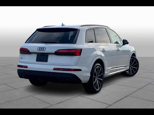 2025 Audi Q7 Premium Plus