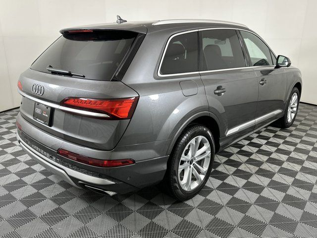 2025 Audi Q7 Premium Plus