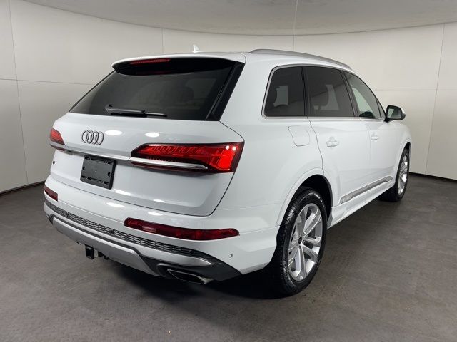 2025 Audi Q7 Premium Plus