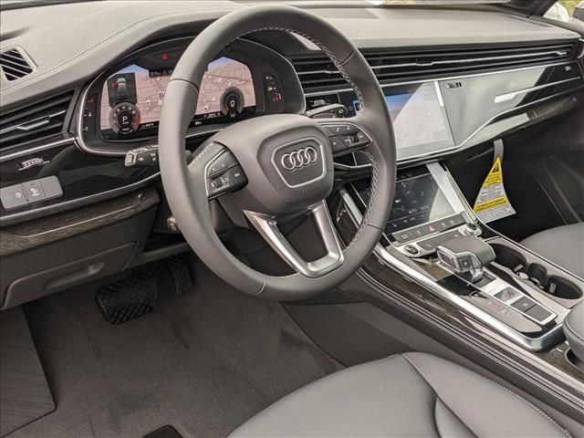 2025 Audi Q7 Premium Plus