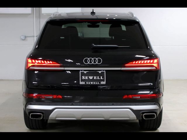 2025 Audi Q7 Premium Plus