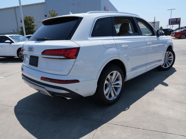 2025 Audi Q7 Premium Plus