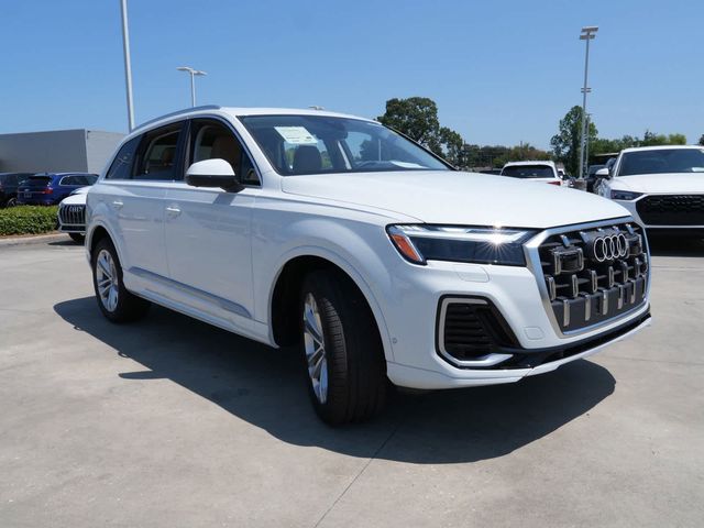 2025 Audi Q7 Premium Plus