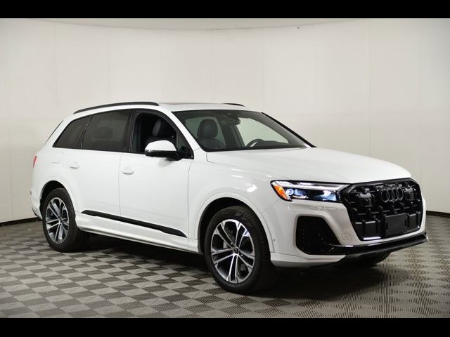 2025 Audi Q7 Premium Plus