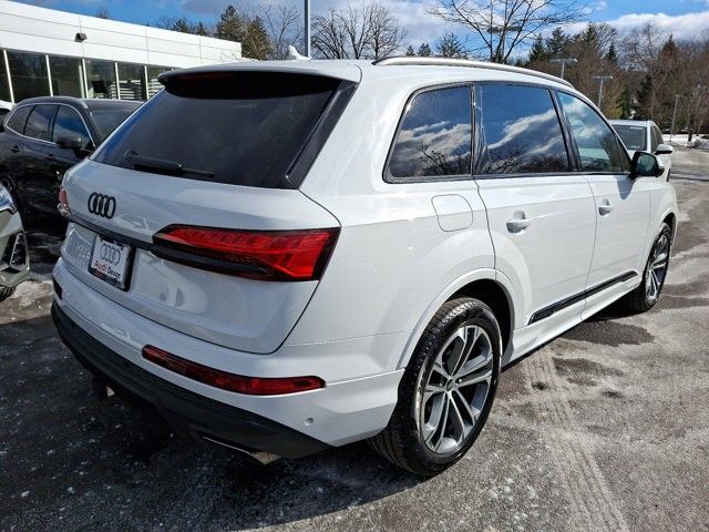 2025 Audi Q7 Premium Plus