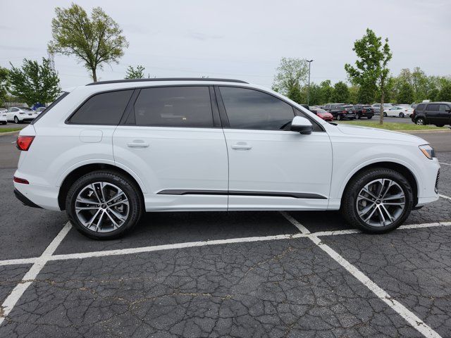 2025 Audi Q7 Premium Plus