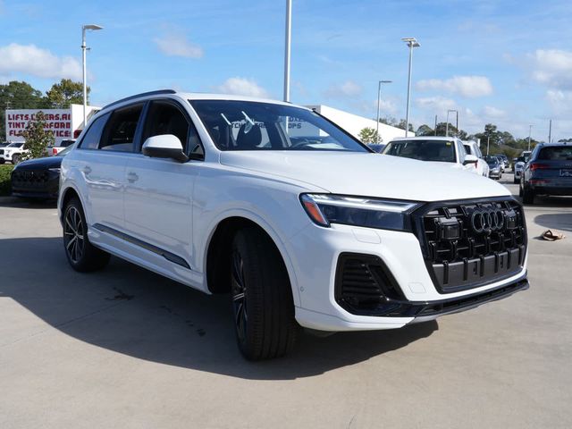 2025 Audi Q7 Premium Plus