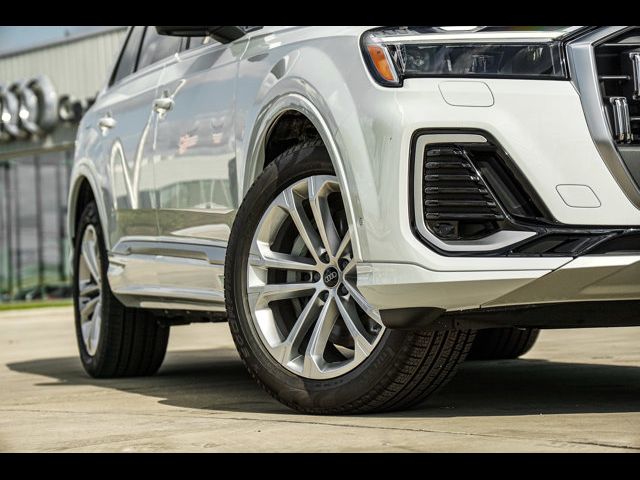 2025 Audi Q7 Premium Plus