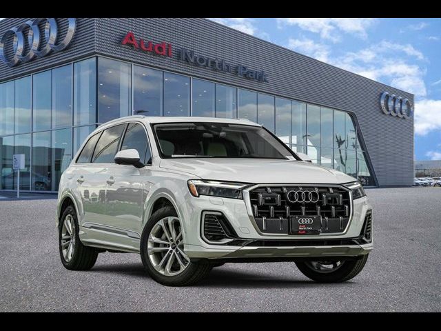 2025 Audi Q7 Premium Plus