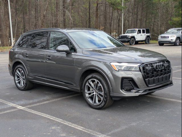 2025 Audi Q7 Premium Plus