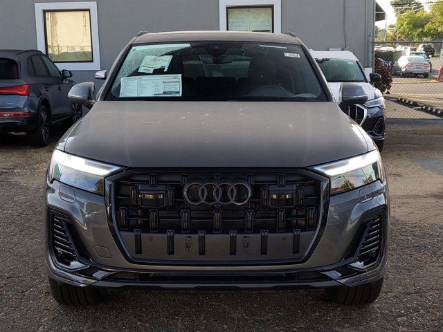 2025 Audi Q7 Premium Plus