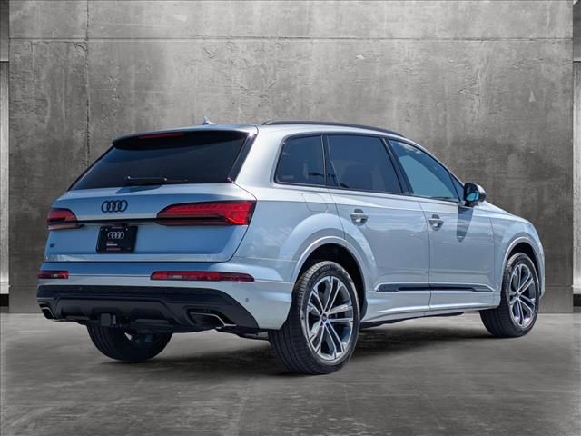 2025 Audi Q7 Premium Plus