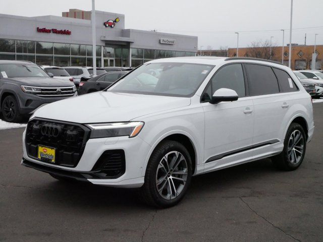 2025 Audi Q7 Premium Plus