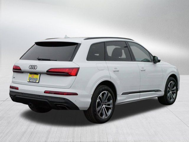 2025 Audi Q7 Premium Plus