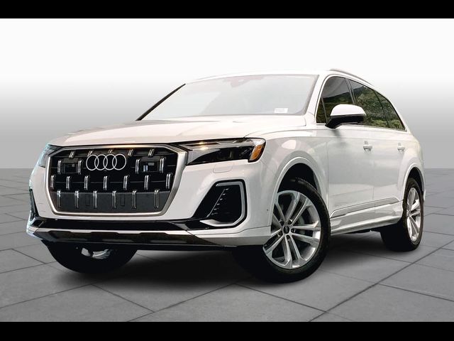 2025 Audi Q7 Premium Plus