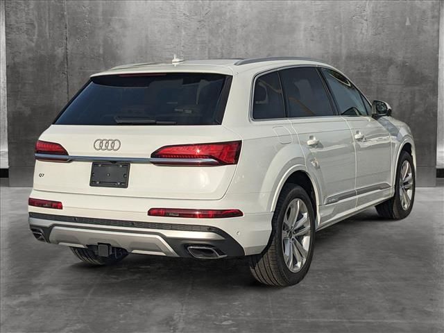 2025 Audi Q7 Premium Plus