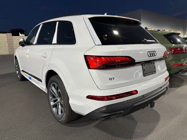 2025 Audi Q7 Premium Plus