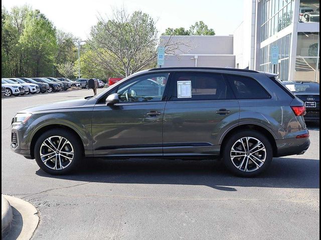 2025 Audi Q7 Premium Plus