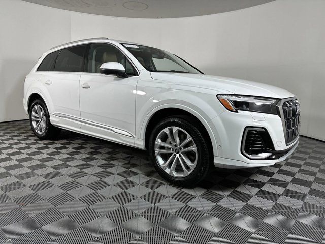 2025 Audi Q7 Premium Plus