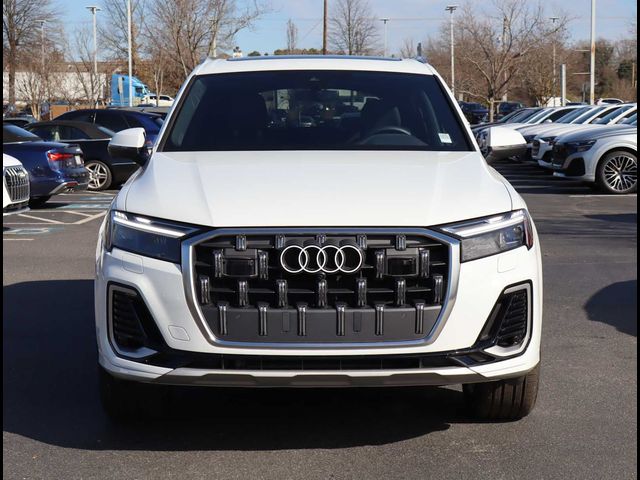 2025 Audi Q7 Premium Plus