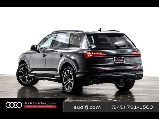 2025 Audi Q7 Premium Plus