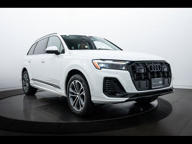 2025 Audi Q7 Premium Plus