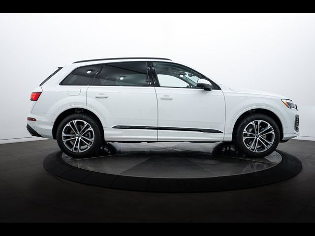 2025 Audi Q7 Premium Plus