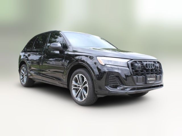 2025 Audi Q7 Premium Plus