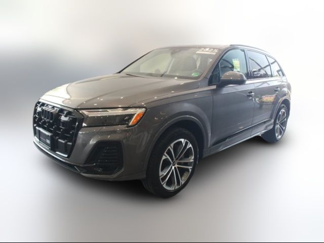 2025 Audi Q7 Premium Plus