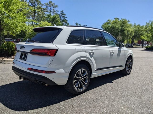 2025 Audi Q7 Premium Plus