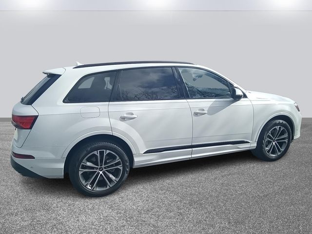 2025 Audi Q7 Premium Plus