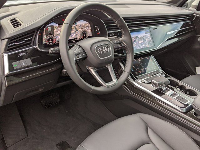 2025 Audi Q7 Premium Plus