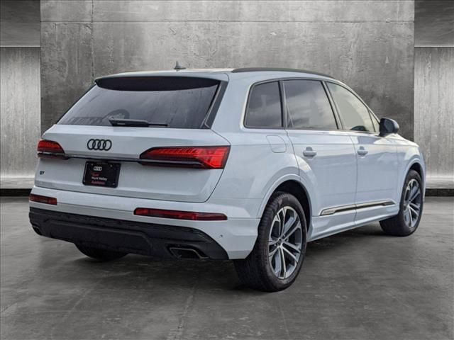 2025 Audi Q7 Premium Plus